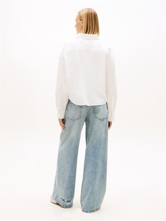 tjw-essential-crop-shirt-ecru