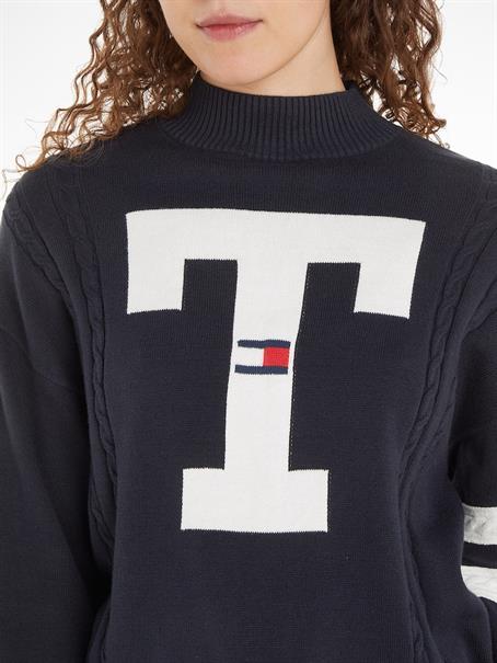 TJW LETTERMAN FLAG SWEATER desert sky