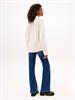 TJW MOCKNECK BADGE SWEATER ancient white