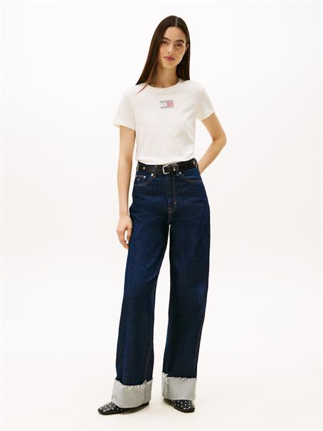 TJW REG PARTY FLAG TEE EXT ancient white