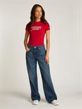 TJW SLIM ESSENTIAL LOGO TEE EXT red hot