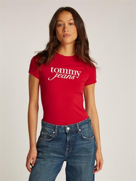 TJW SLIM ESSENTIAL LOGO TEE EXT red hot