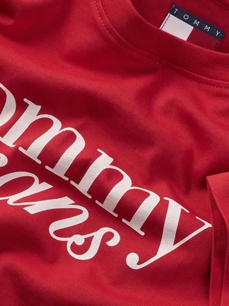 TJW SLIM ESSENTIAL LOGO TEE EXT red hot