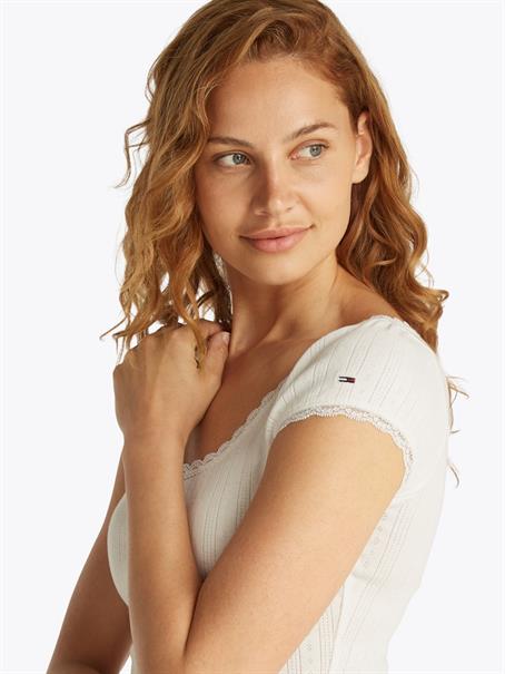 TJW SLIM SH POINTELLE SS TEE EXT ecru
