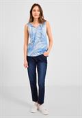 Top mit Blätterprint tranquil blue