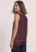 Top mit Rundhals und dekorativer Spitze rustic rouge