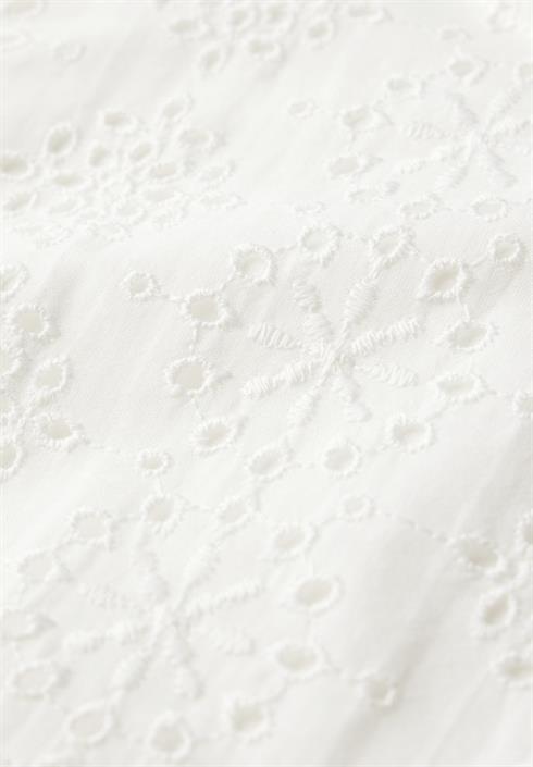 top-mit-zierstickerei-off-white
