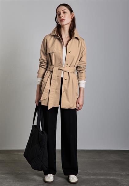 Trenchcoat desert beige