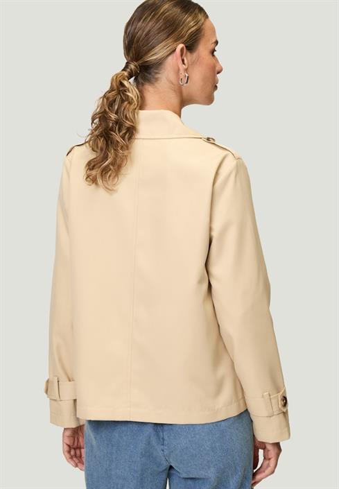 trenchjacke-irish-cream