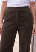 truffle brown