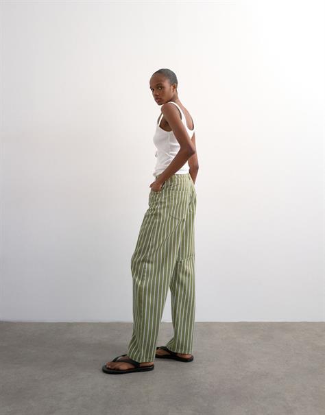 TSBARA HR BARREL JEANS DNM green flash