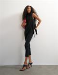 TSBETSY L/S HIGH NECK SCARF TOP JRS jet black