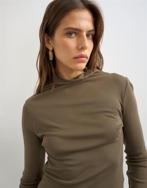 TSCAJA HIGH NECK L/S TOP JRS chocolate brown