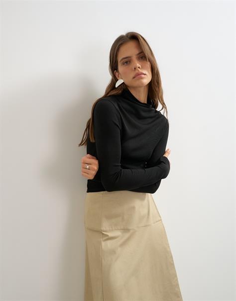 TSCAJA HIGH NECK L/S TOP JRS jet black