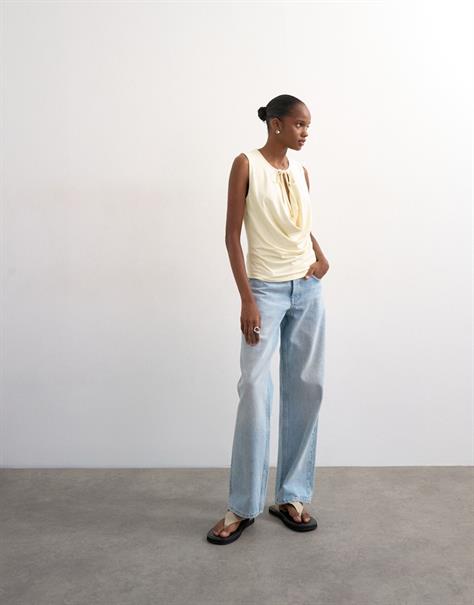 TSJANNA SLINKY COWL TOP JRS buttercream