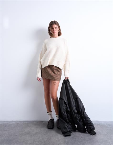 TSULTIMATE LS O-NECK PULLOVER NOOS snow white