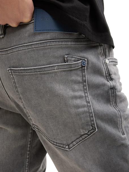 TTJOSH Regular Slim Jeans Shorts mit Superstretch used light stone grey denim