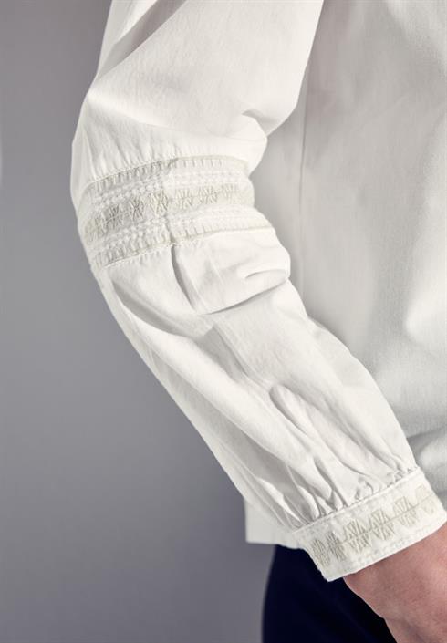 tunika-mit-stickdetail-off-white