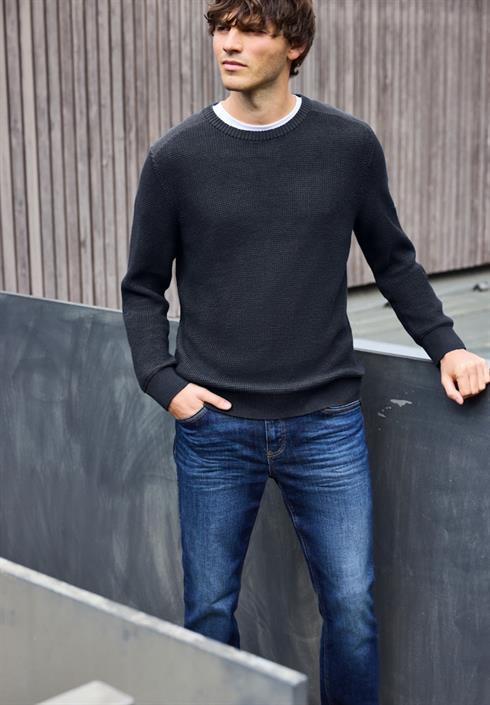 two-tone-pullover-nightside-blue