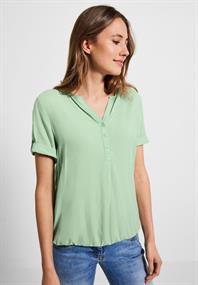 Unifarbene Basic Bluse fresh salvia green