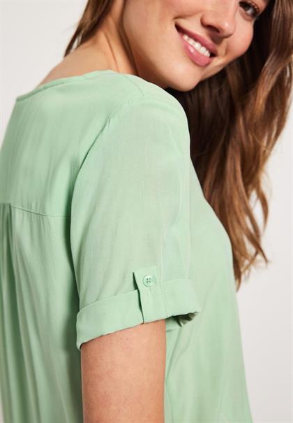 Unifarbene Basic Bluse fresh salvia green