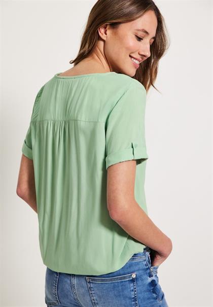Unifarbene Basic Bluse fresh salvia green