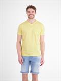 V-NECK lemon water