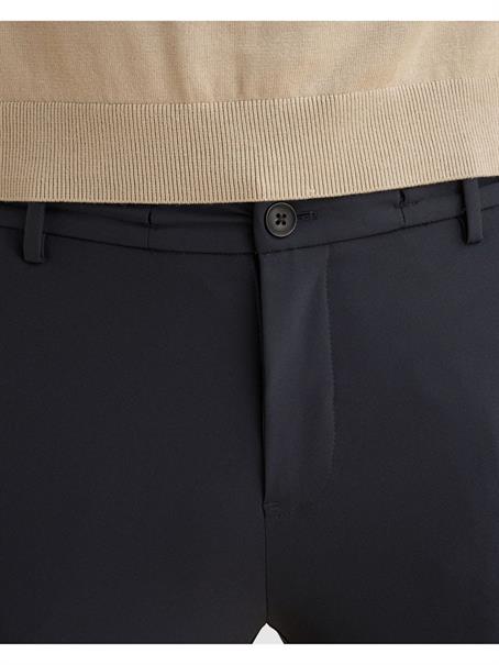 V12 - SLIM 2.O sky captain