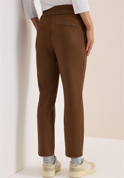 Velourshose mocha caramel