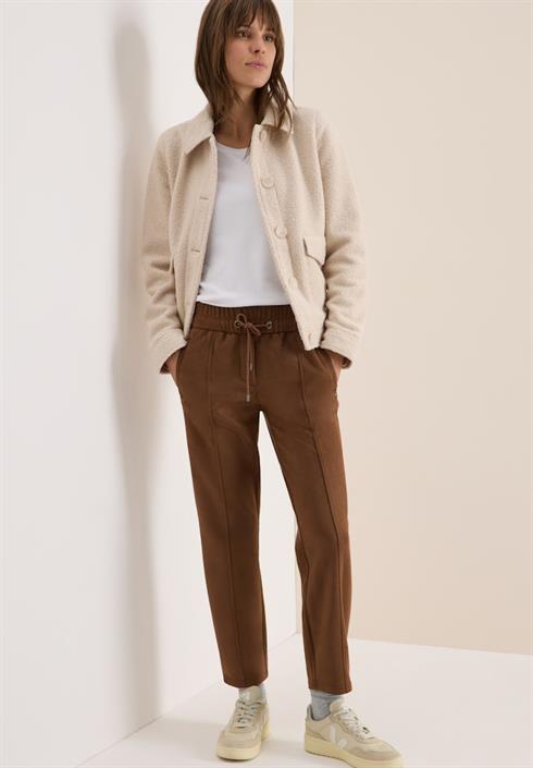 velourshose-mocha-caramel