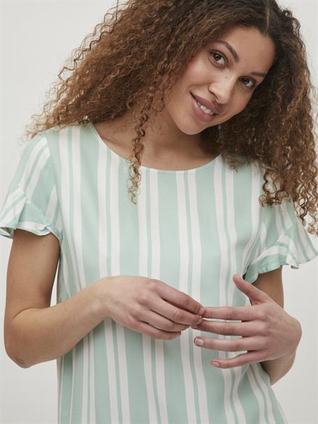 VIBILLY S/S TOP/SU/LC cloud dancer2