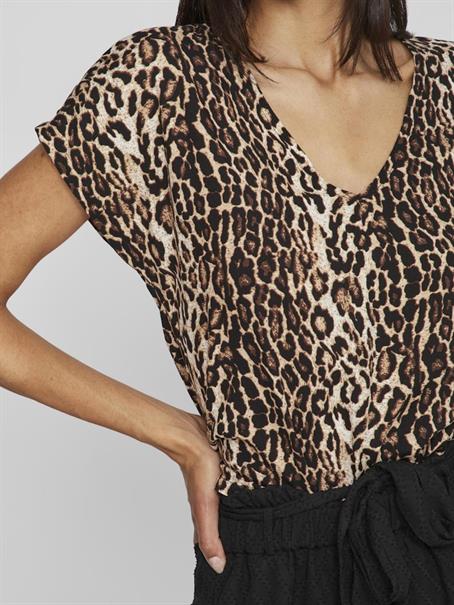 VILAYA S/S V-NECK TOP black