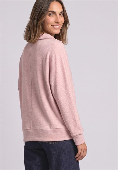 vintage-blush-mel