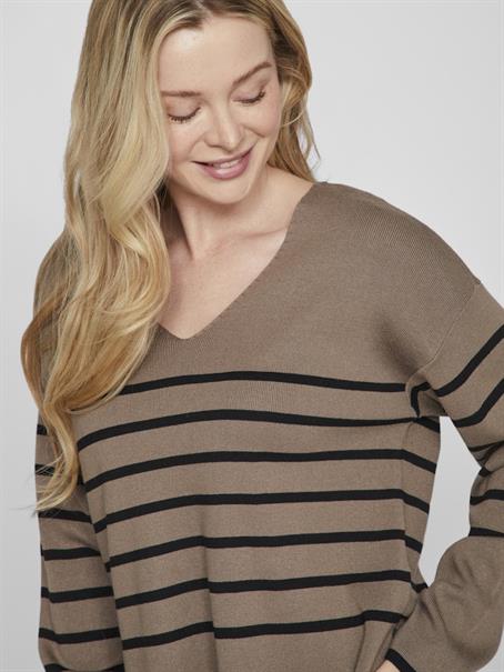 VIOSTRIA V-NECK L/S REV TOP-NOOS fossil