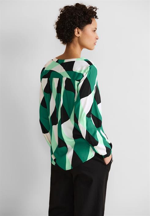 viskose-bluse-mit-print-fresh-spring-green