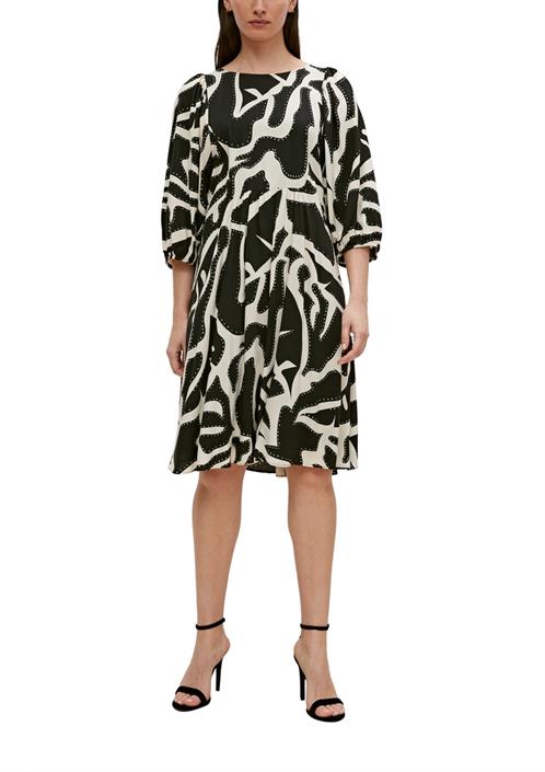 viskosekleid-mit-balloonärme-schwarz