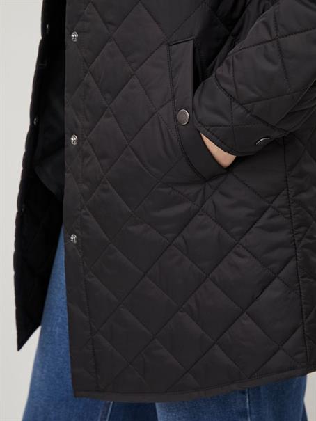 VITRISH QUILTED JACKET/SU - NOOS black