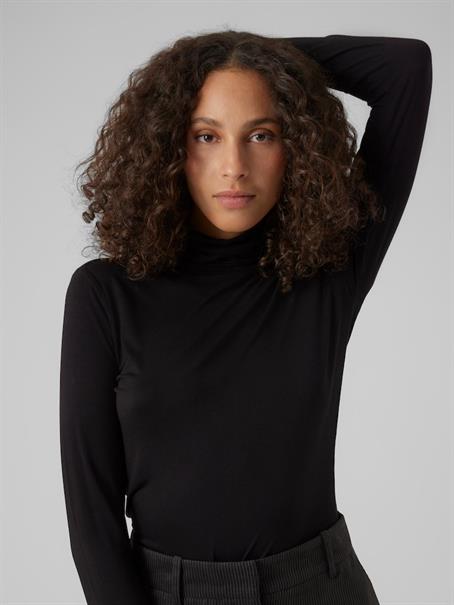 VMALBERTE LS ROLLNECK TOP JRS NOOS black