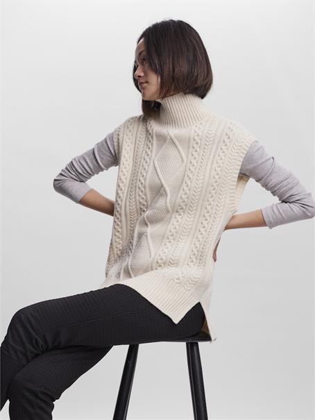 VMAMINA SL HIGH NECK VEST GA birch
