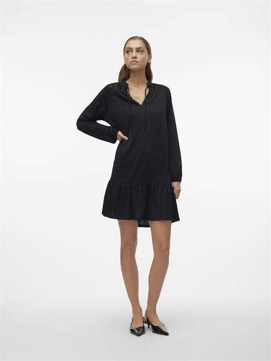 vmbilli-ls-short-dress-jrs-boo-black