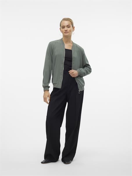 VMCOCO L/S BOMBER NOOS laurel wreath
