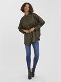 VMDAISY DAS LS OVERSIZE SHIRT WVN ivy green