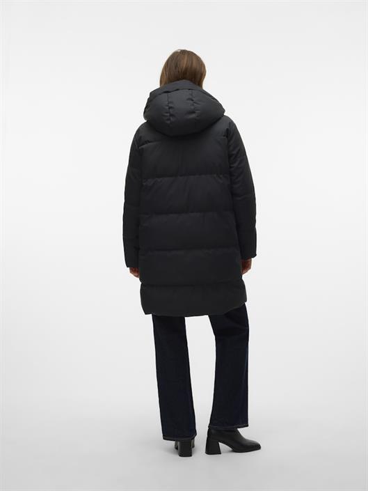 vmgretakylie-coated-coat-noos-black