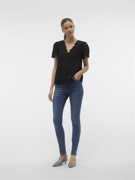 VMIDUN S/S V-NECK SHIRT WVN BTQ black