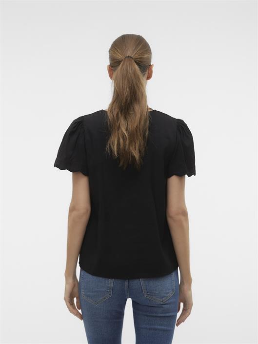 vmidun-s-s-v-neck-shirt-wvn-btq-black