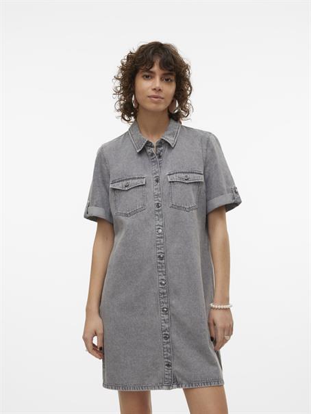 VMJENNIE SS SHORT DENIM DRESS GA NOOS medium grey denim