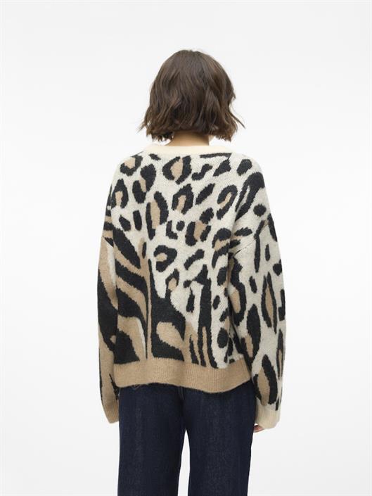 vmkai-ls-o-neck-pullover-ga-boo-birch2