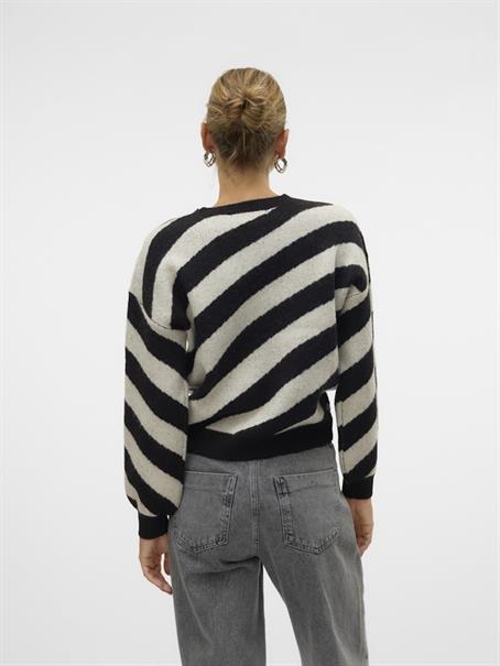 VMLARA LS O-NECK PULLOVER BOO REP black