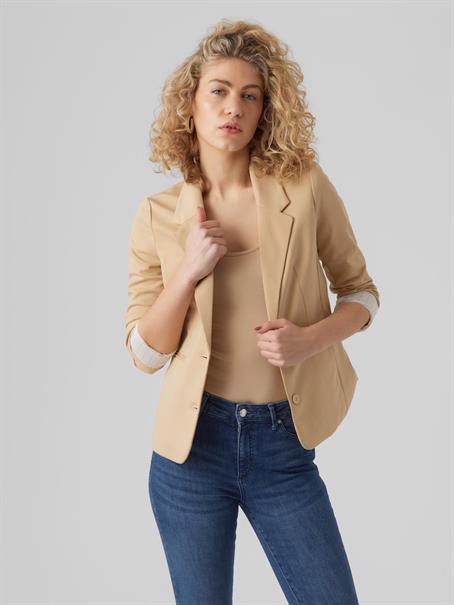 VMLUCCA LS SLIM JERSEY BLAZER NOOS irish cream