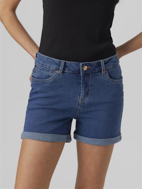 VMLUNA MR FOLD SHORTS MIX GA NOOS medium blue denim